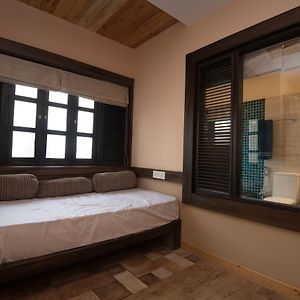 Queen Room Spa Bath
